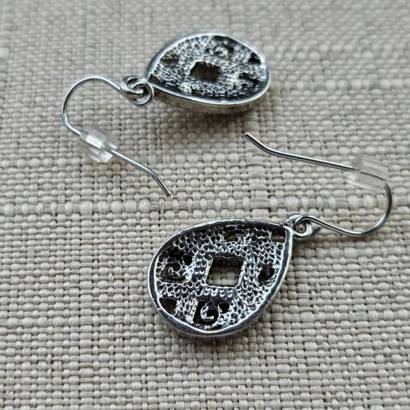 Women Earrings Silver Tone Fashion Ear Jewelry Leaf Shape New - Picture 6 of 9